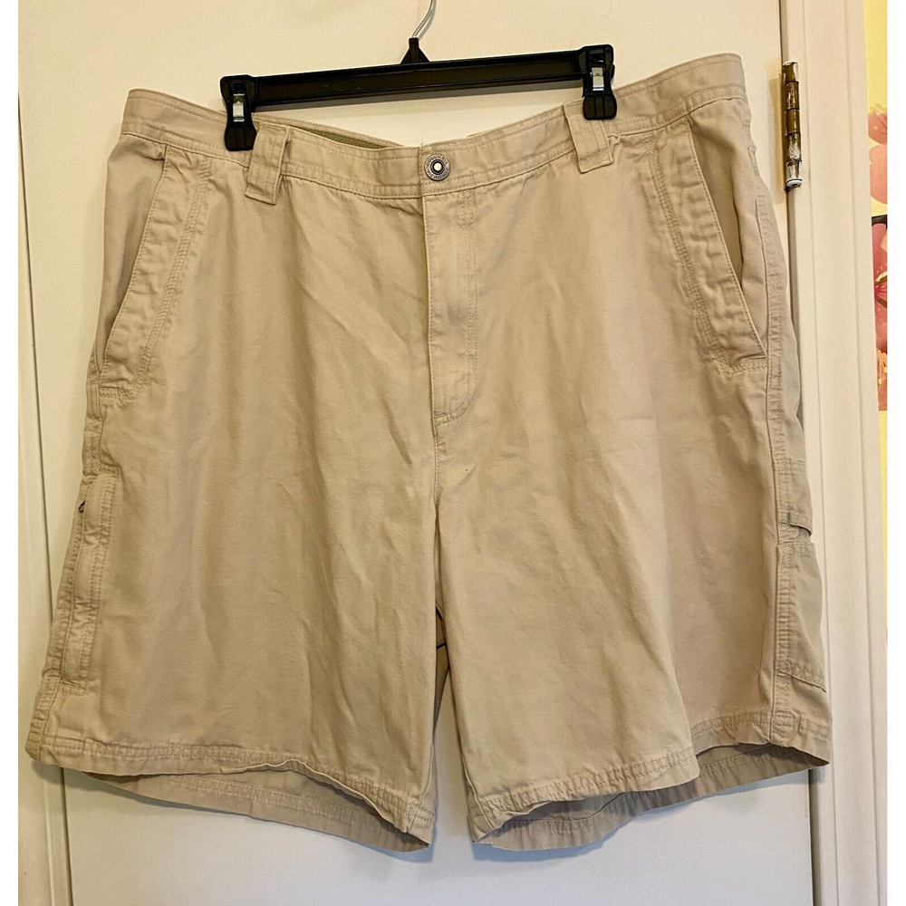 Columbia Men's Omni-Shield 40Wx9L Cargo Shorts Light Tan w/ Zip Pocket Hiking